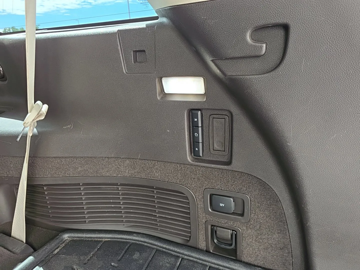 Lincoln Aviator photo 31