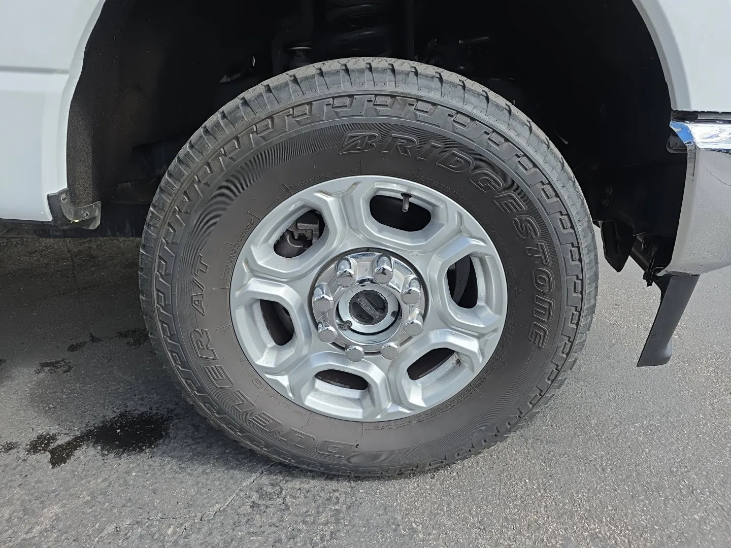 Ford F-250SD photo 38