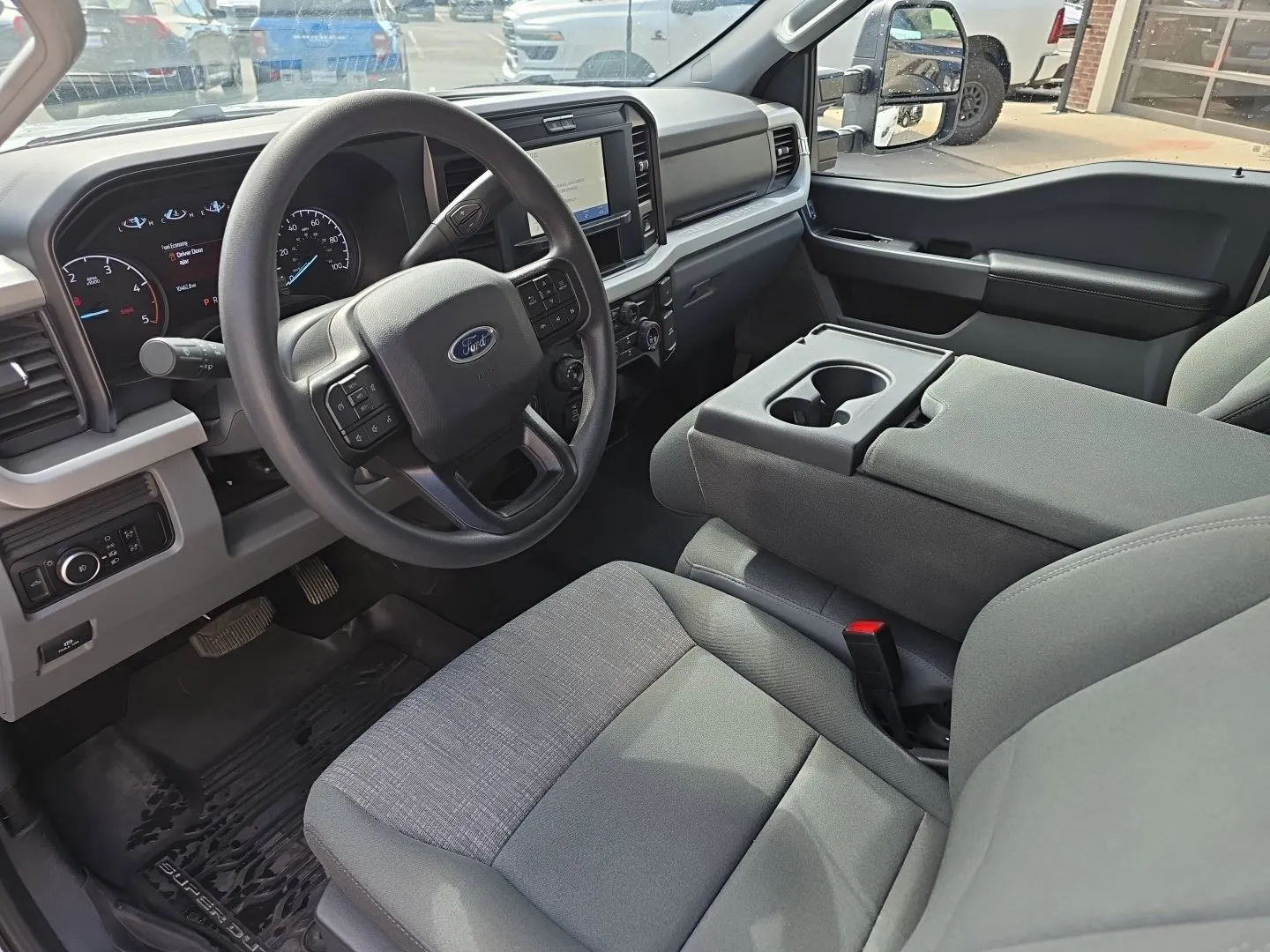 Ford F-250SD photo 6