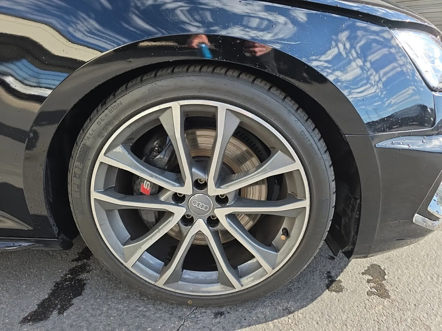 Audi S4 photo 36