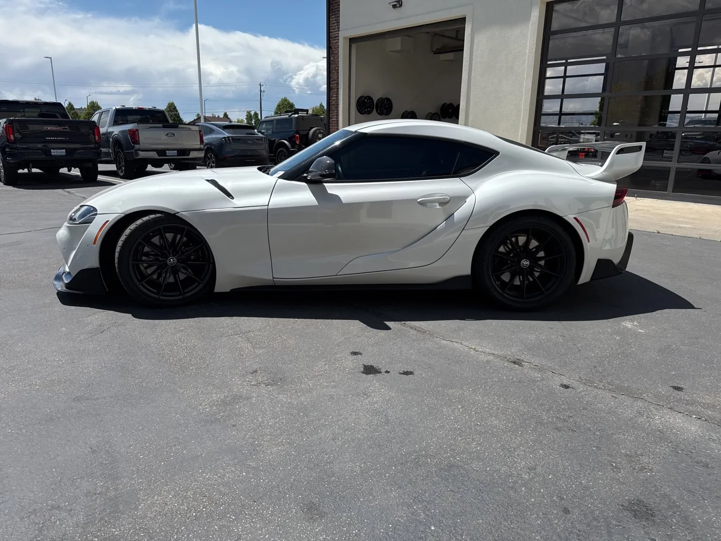 Toyota Supra photo 5