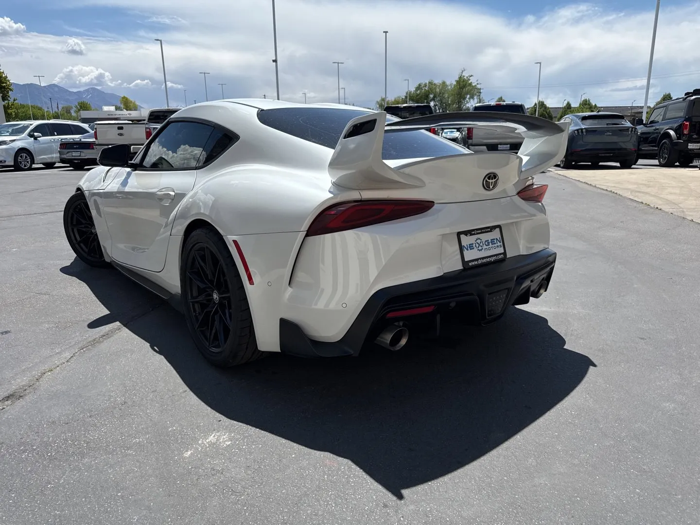 Toyota Supra photo 6