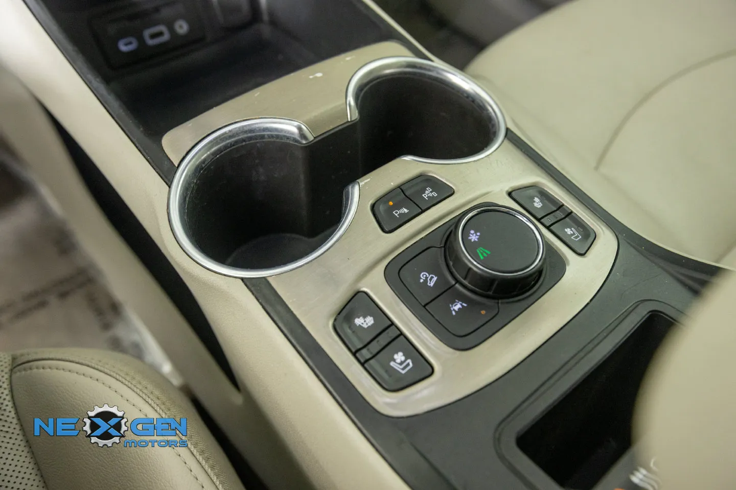 GMC Terrain photo 25