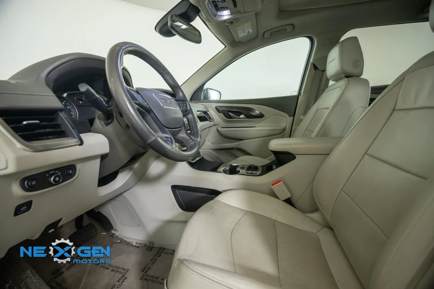 GMC Terrain photo 13