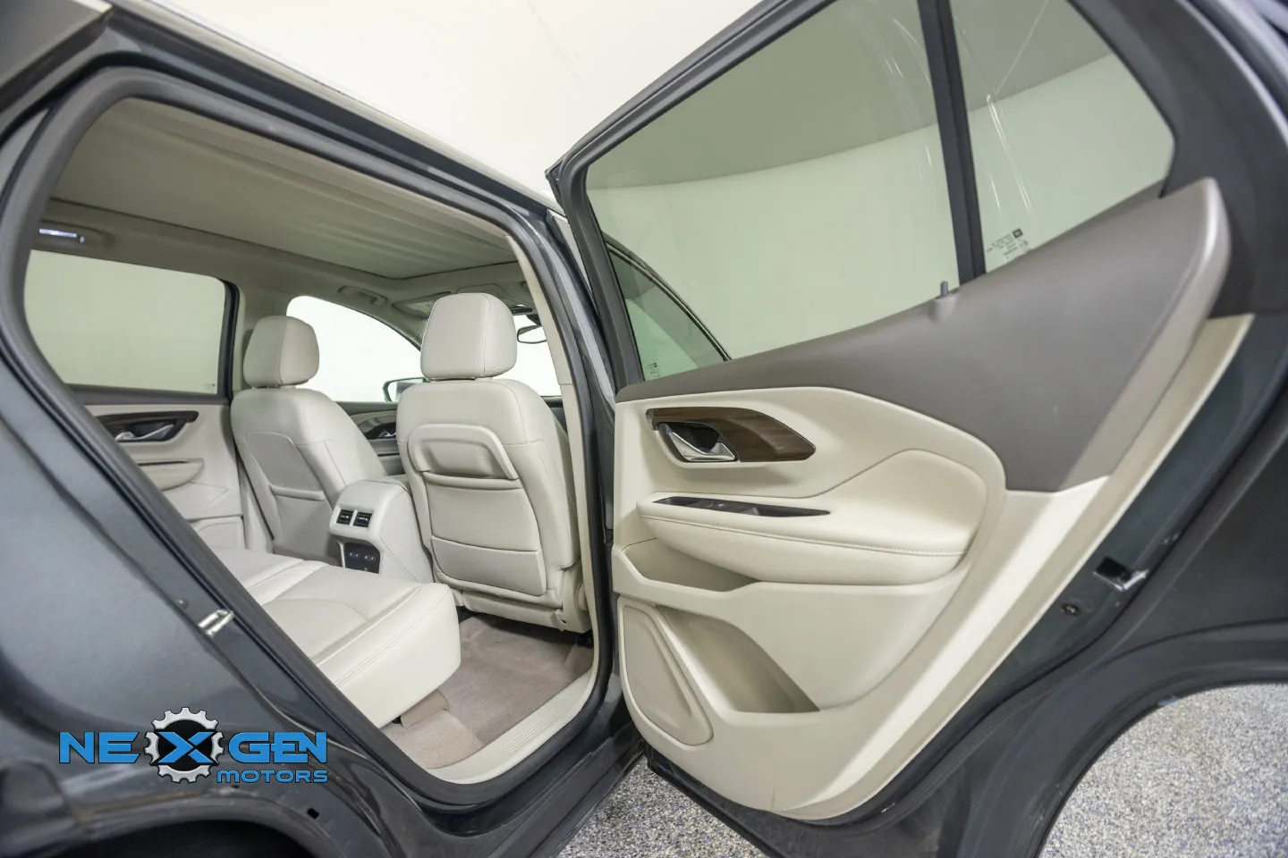 GMC Terrain photo 38