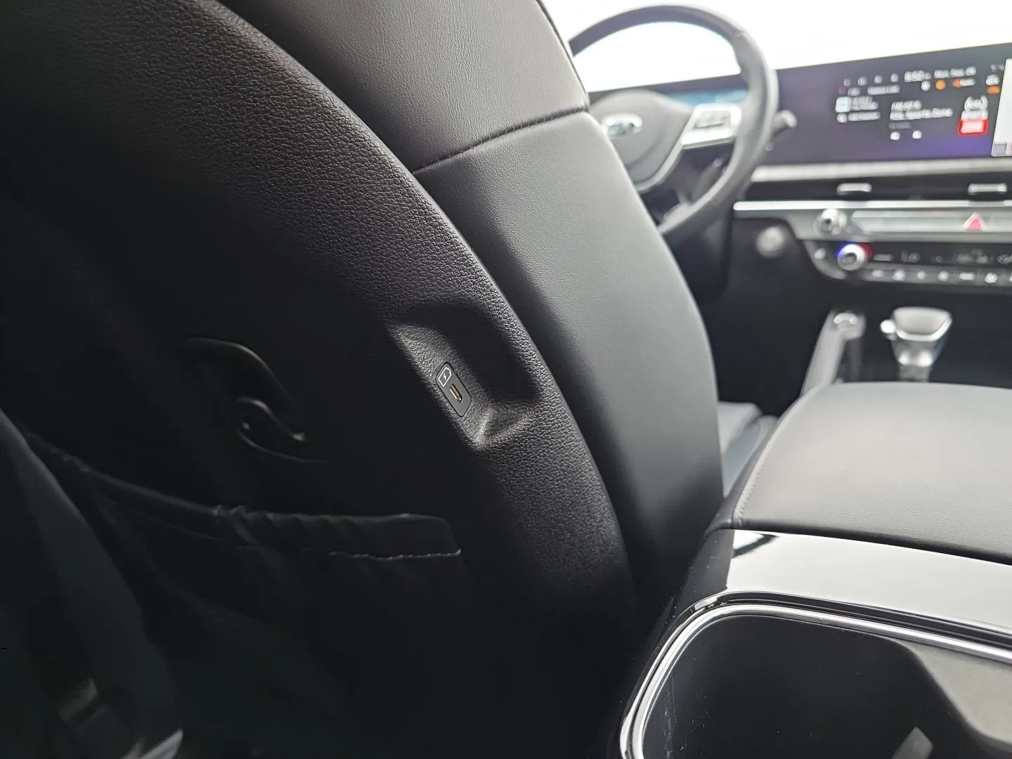 Kia Telluride photo 25