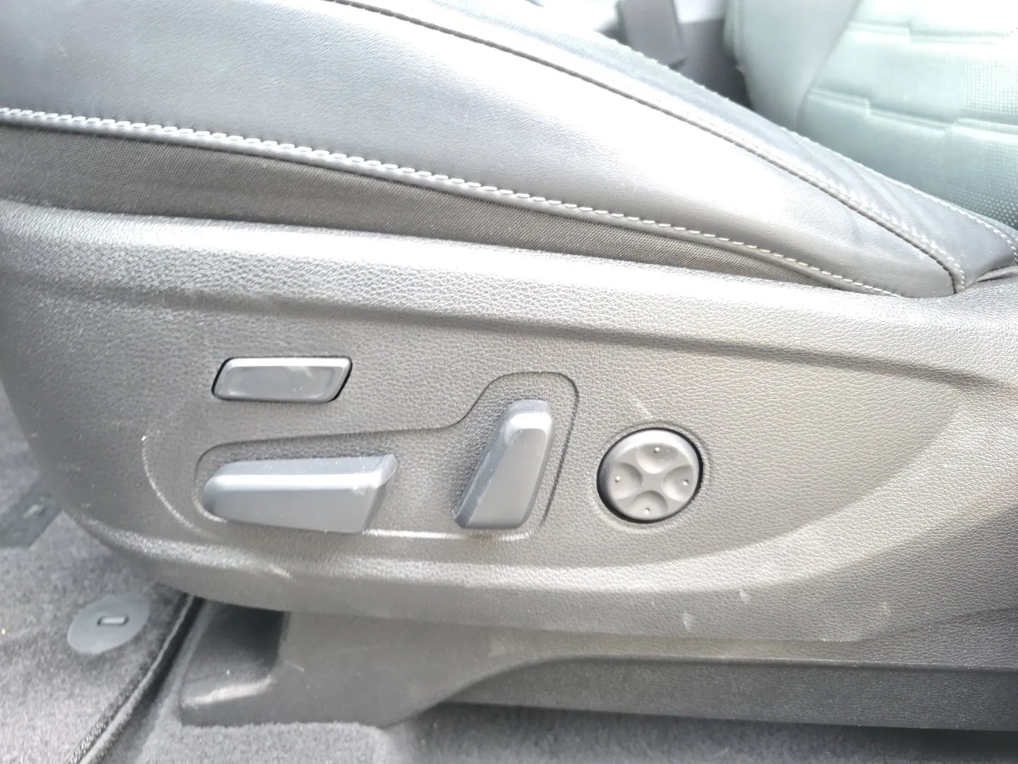 Kia Telluride photo 8