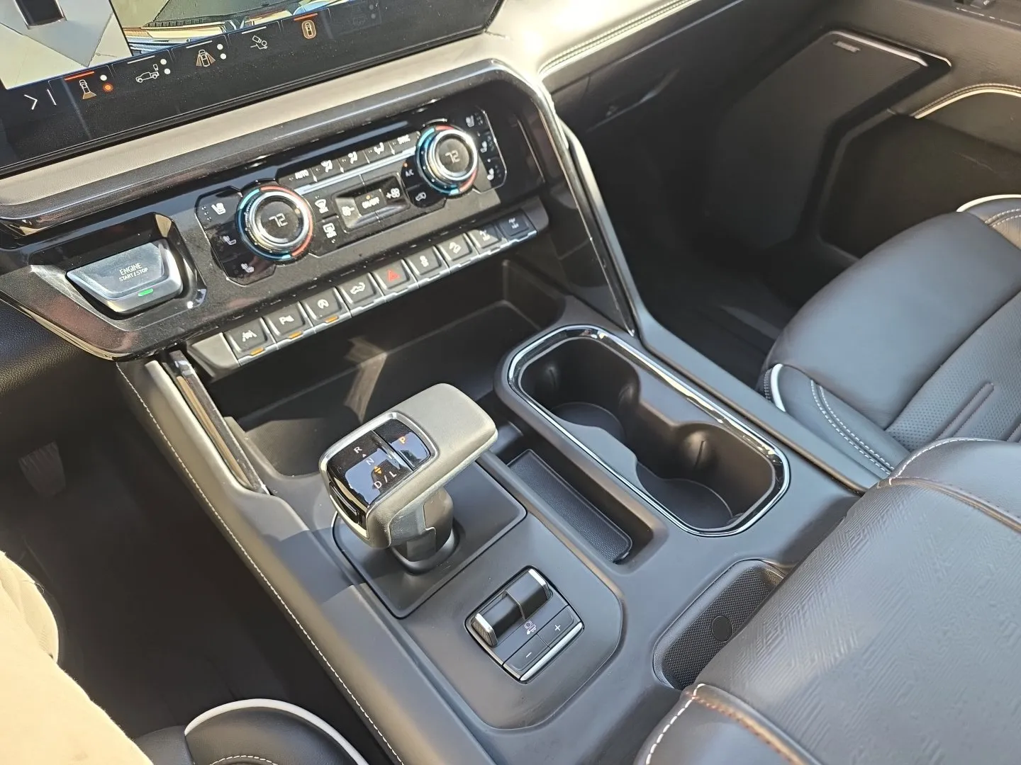 GMC Sierra photo 15