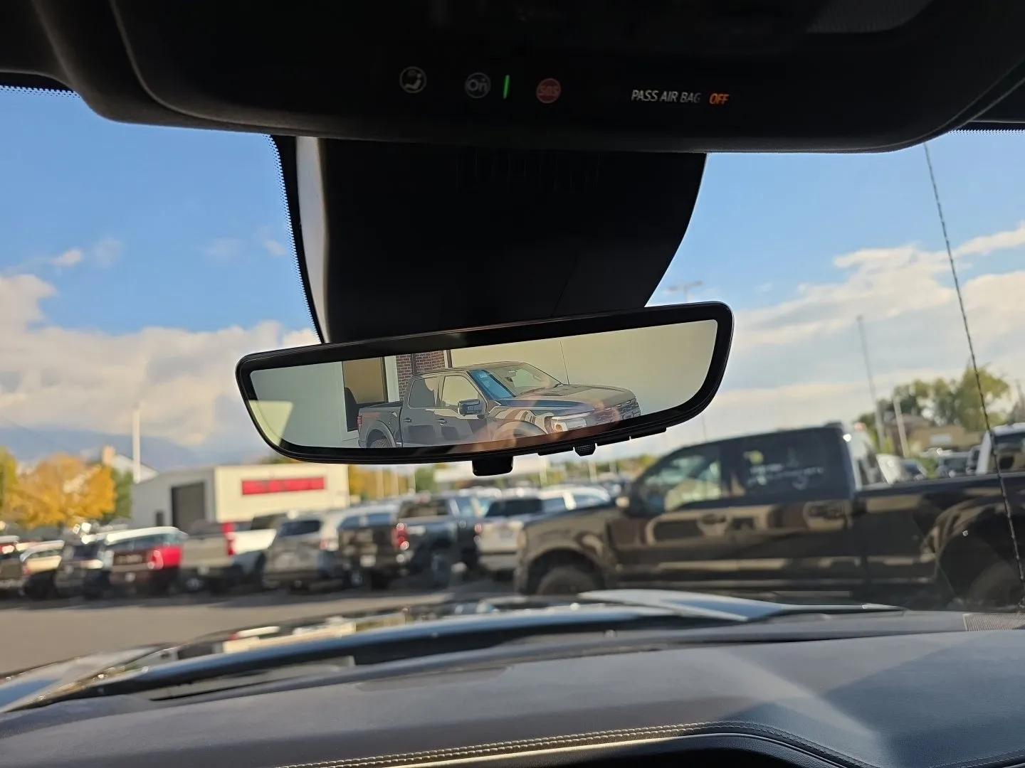 GMC Sierra photo 18