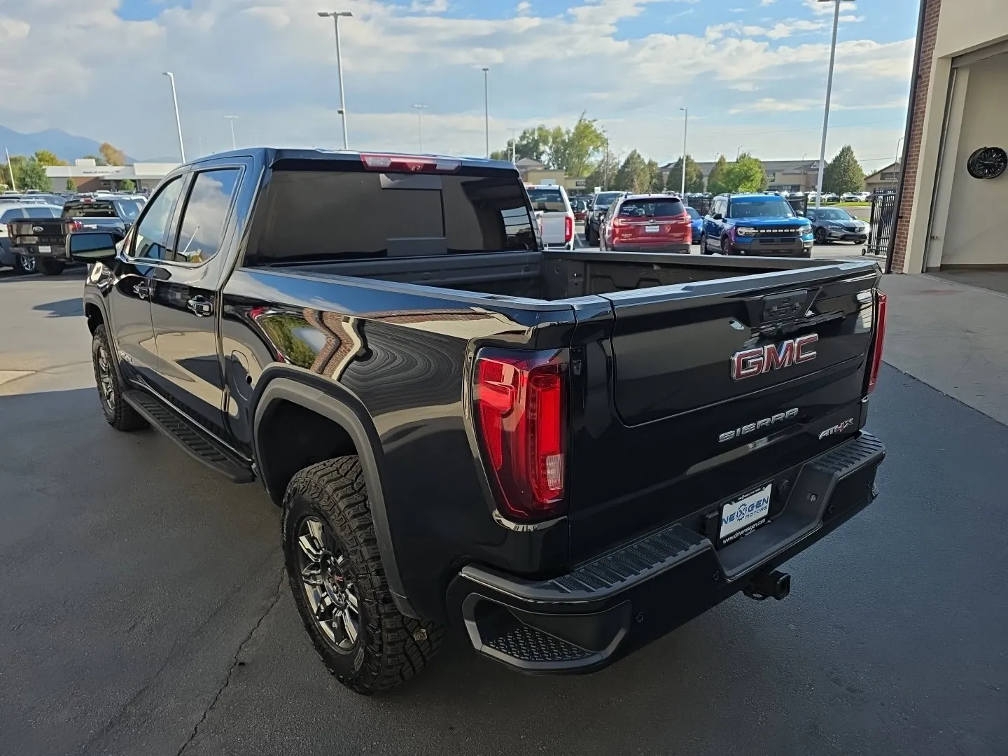 GMC Sierra photo 28