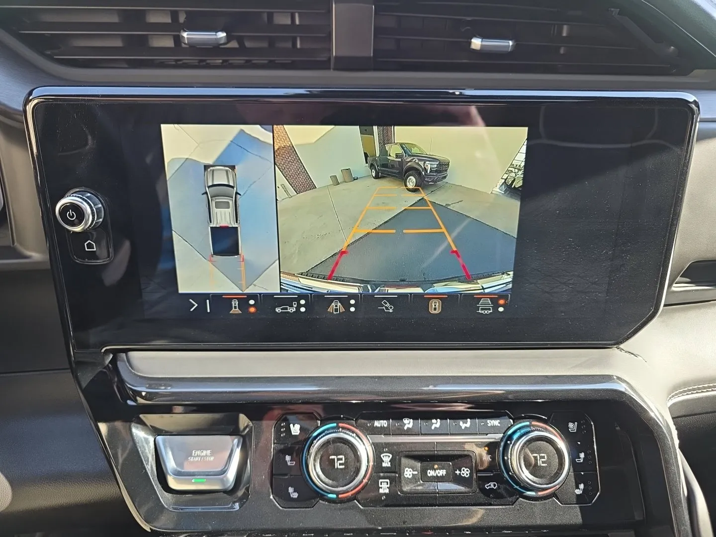 GMC Sierra photo 14