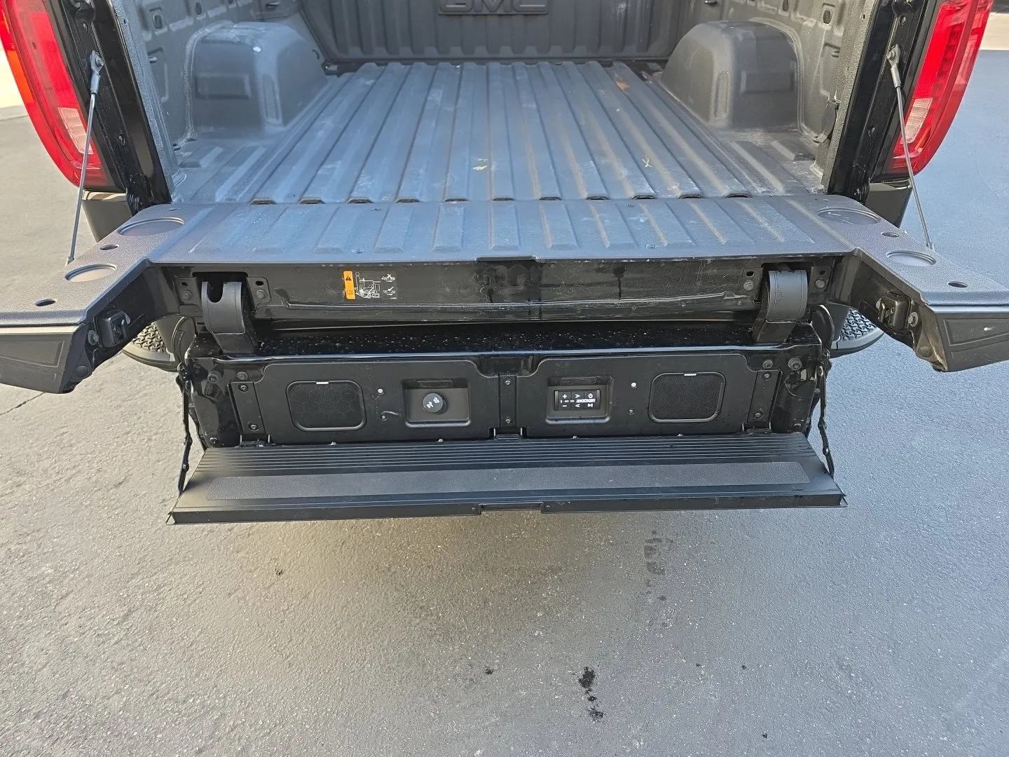 GMC Sierra photo 30