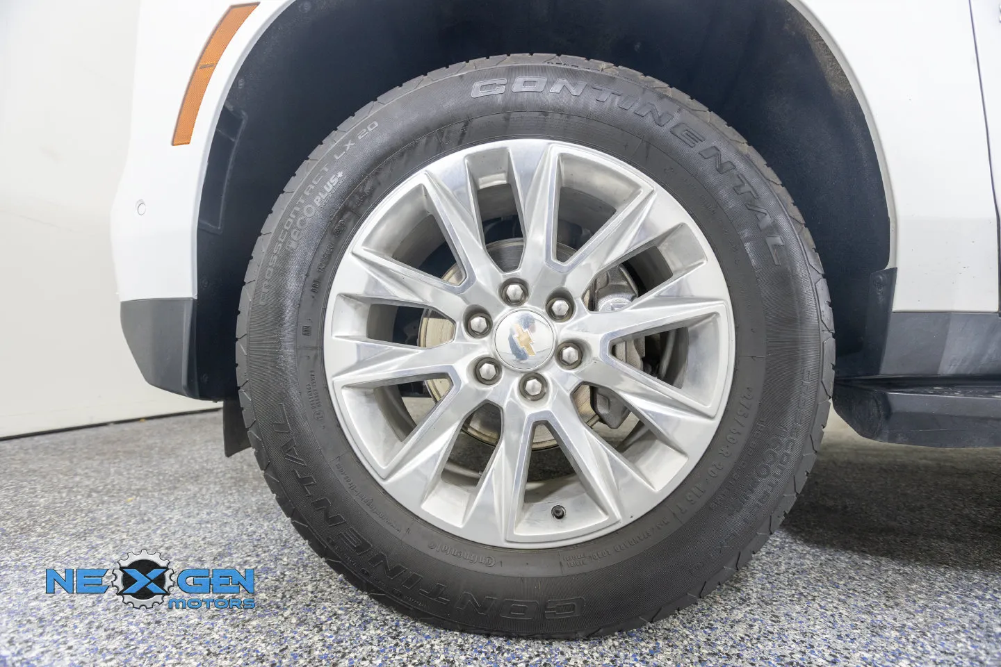 Chevrolet Suburban photo 47