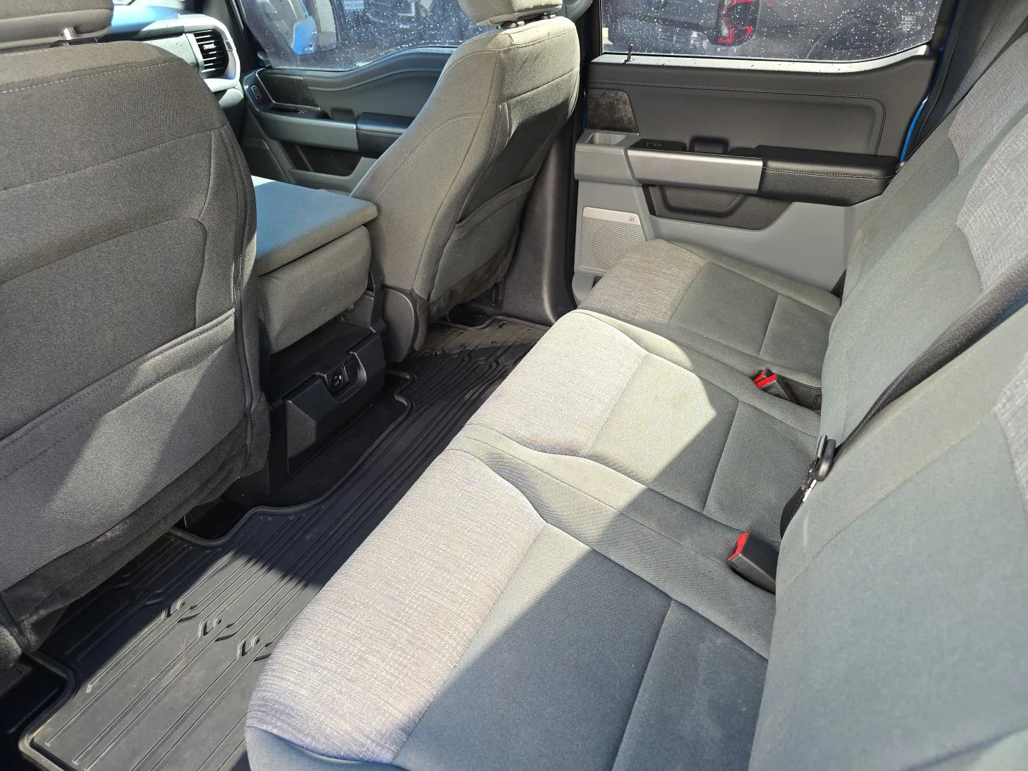 Ford F-150 photo 24