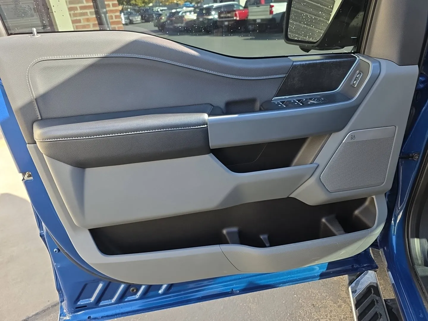 Ford F-150 photo 22