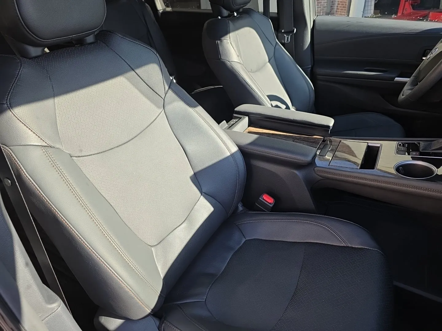 Toyota Sienna photo 38