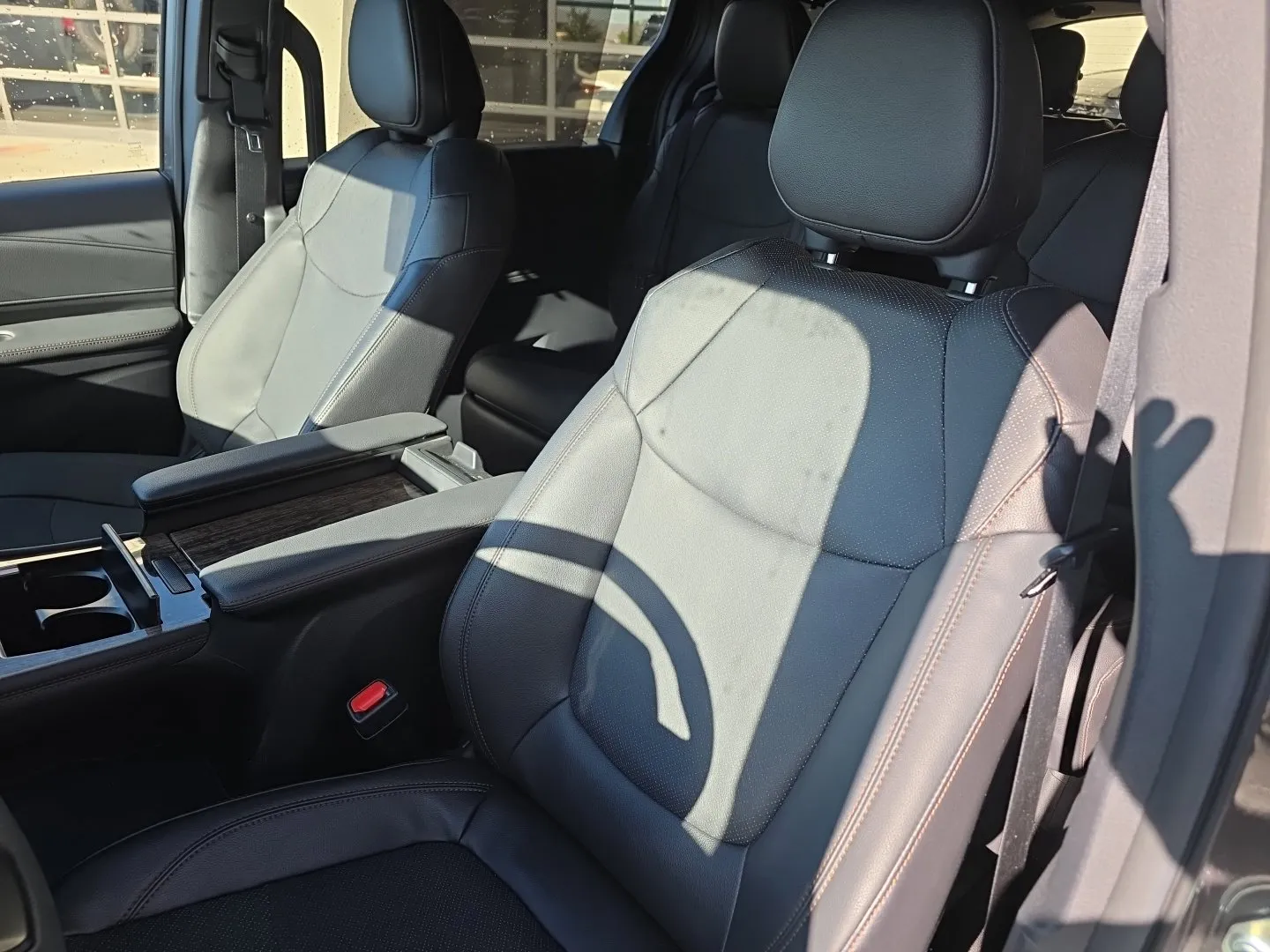 Toyota Sienna photo 7