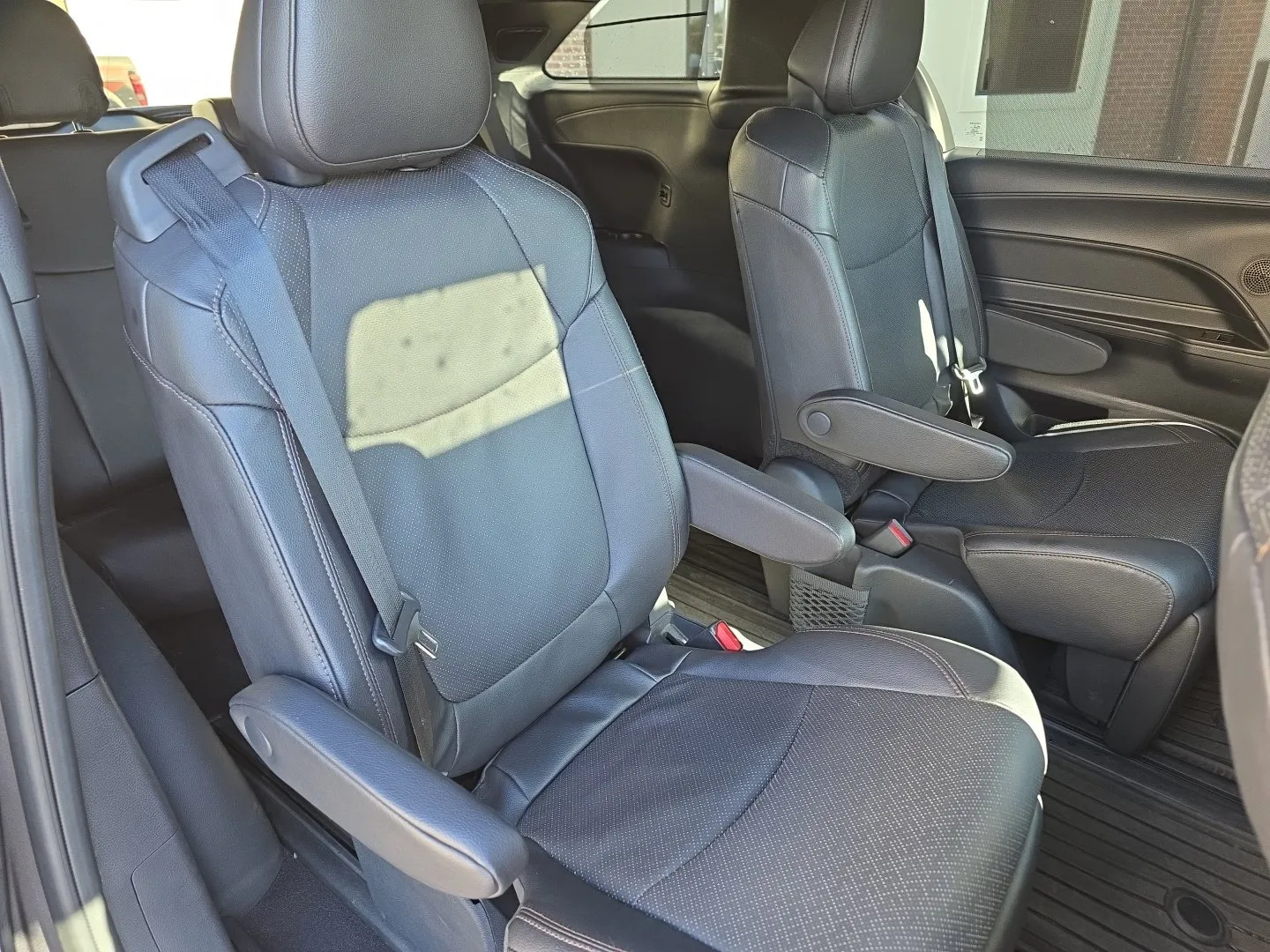 Toyota Sienna photo 34