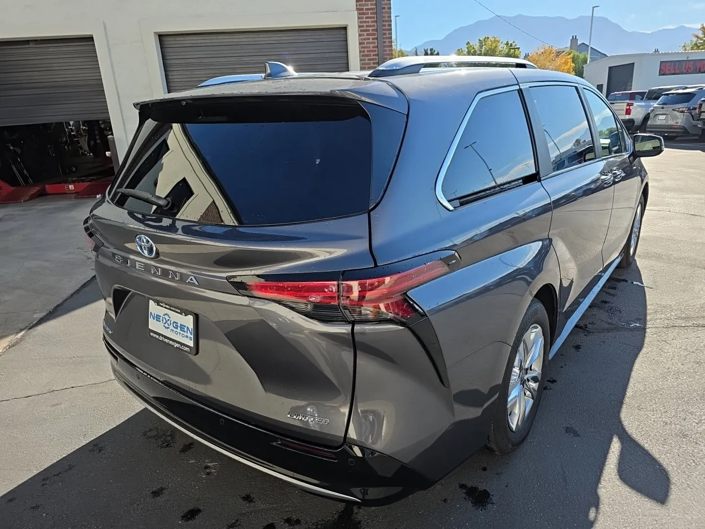 Toyota Sienna photo 32