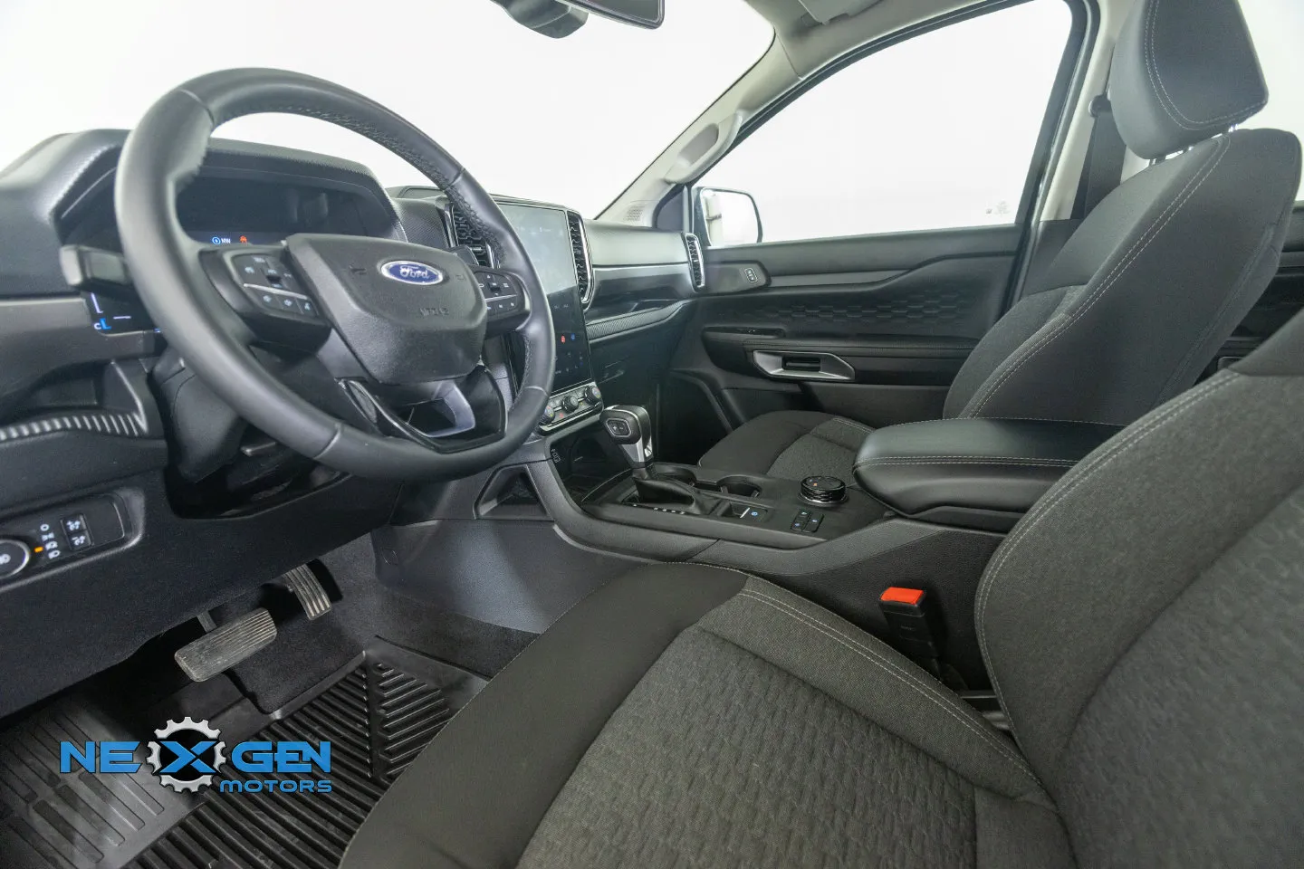 Ford Ranger photo 13