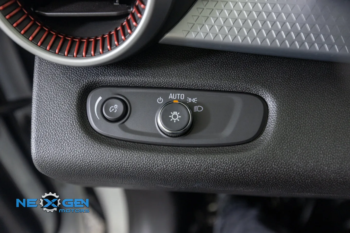 Chevrolet Trax photo 16