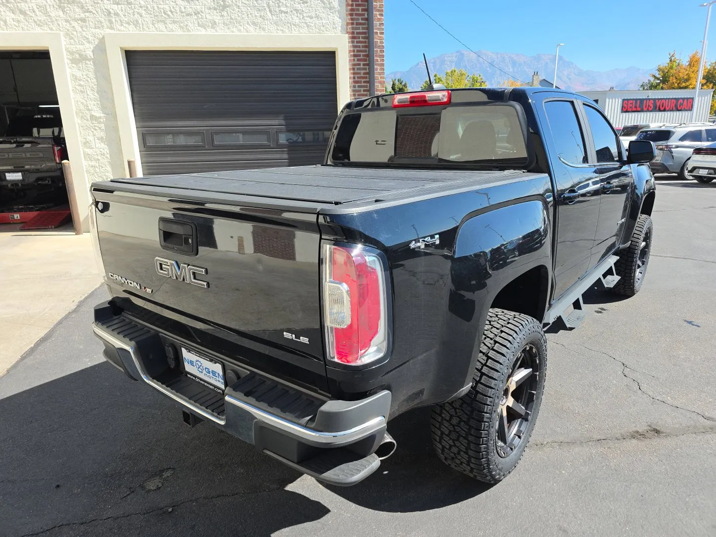 GMC Canyon photo 26