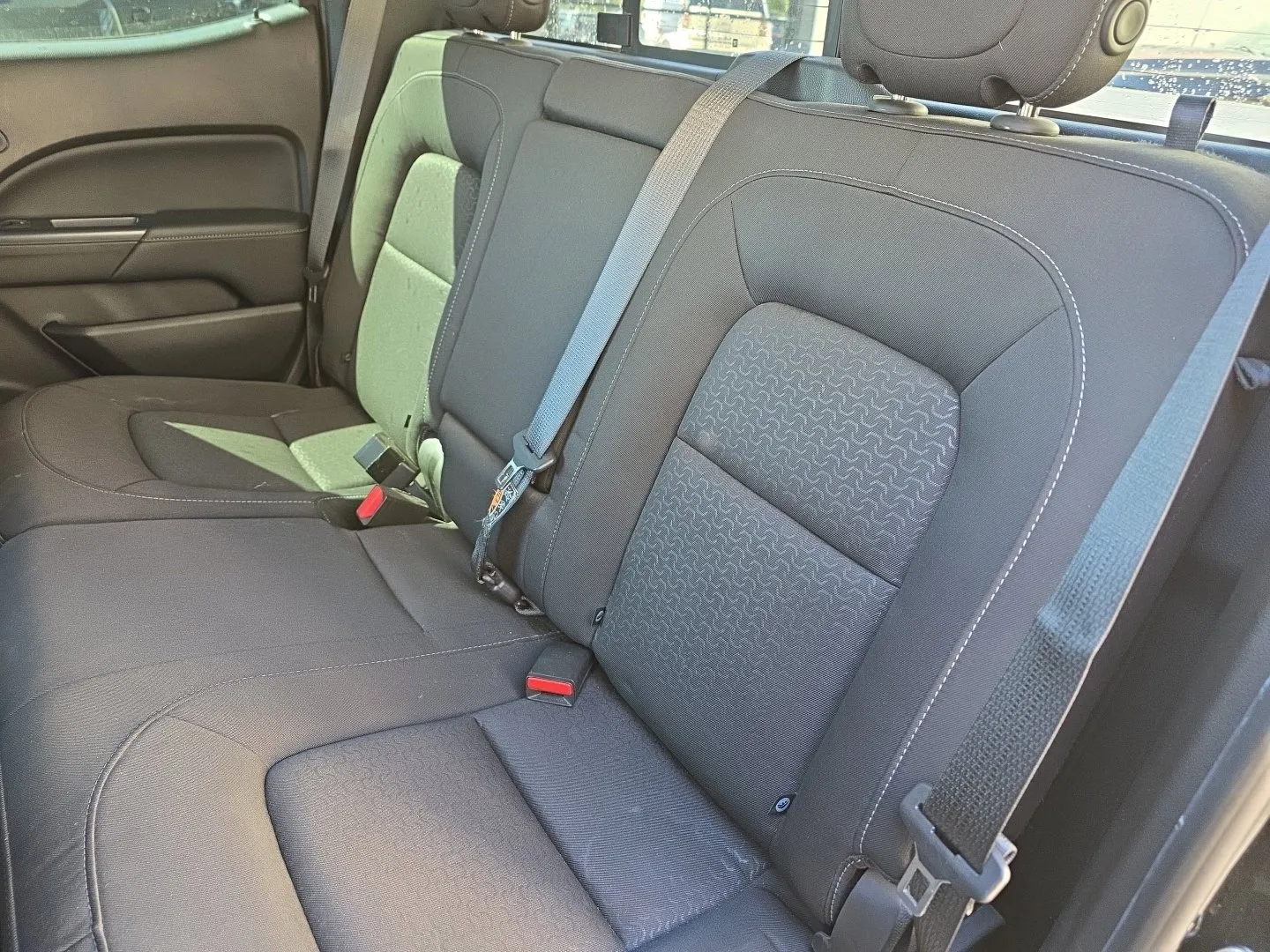 GMC Canyon photo 20