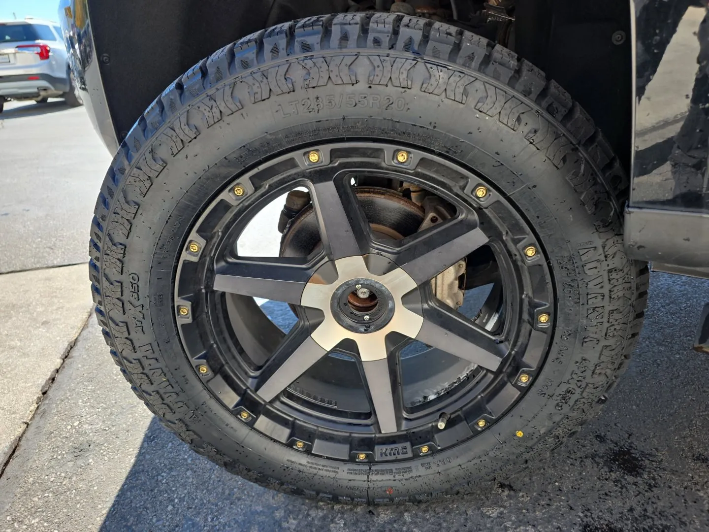 GMC Canyon photo 4