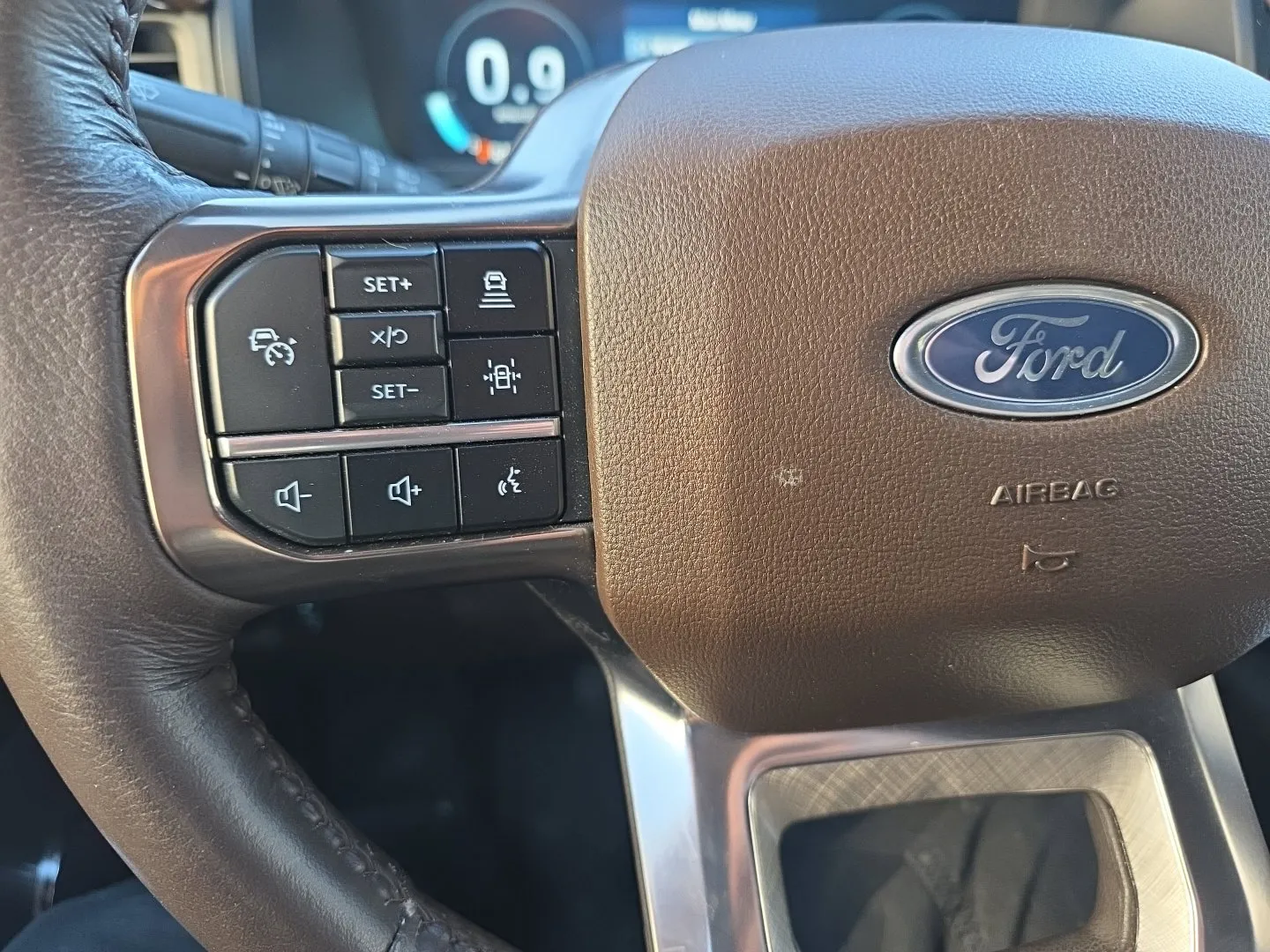 Ford Expedition MAX photo 11