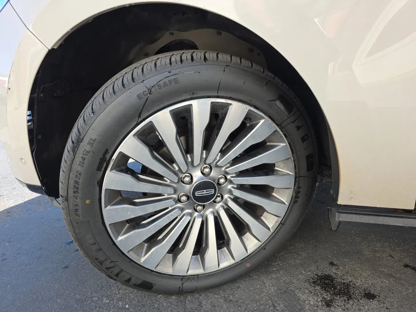 Lincoln Navigator L photo 4