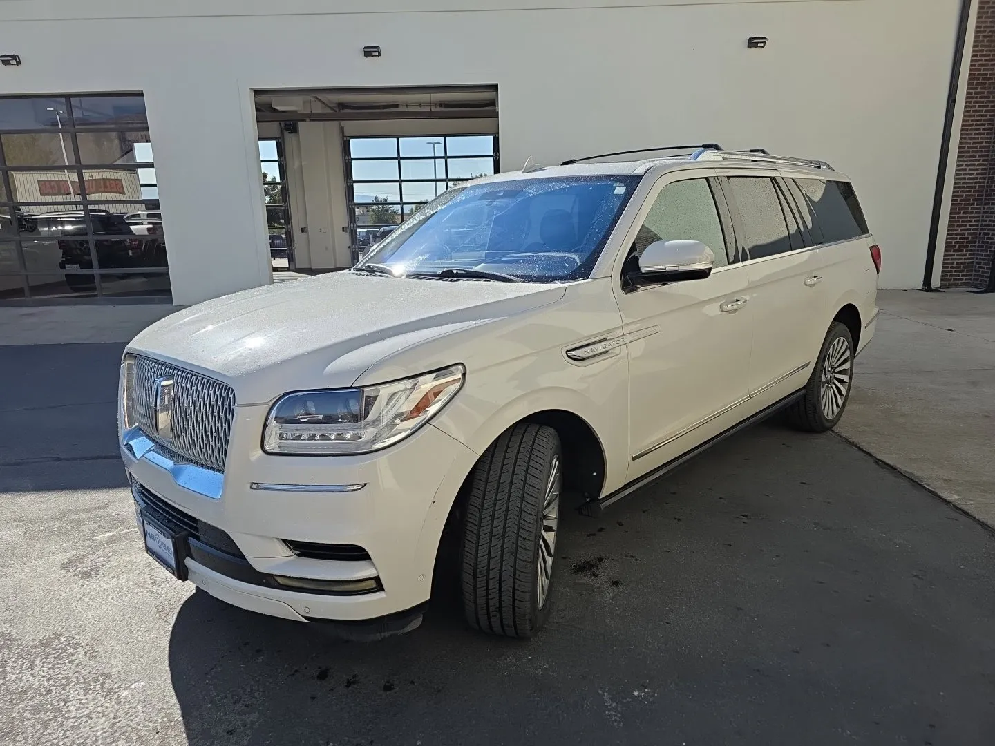 Lincoln Navigator L photo 3