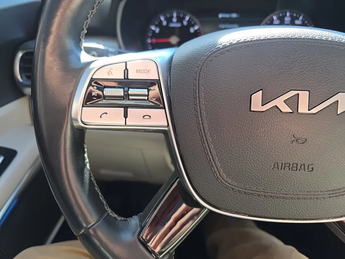 Kia Telluride photo 10