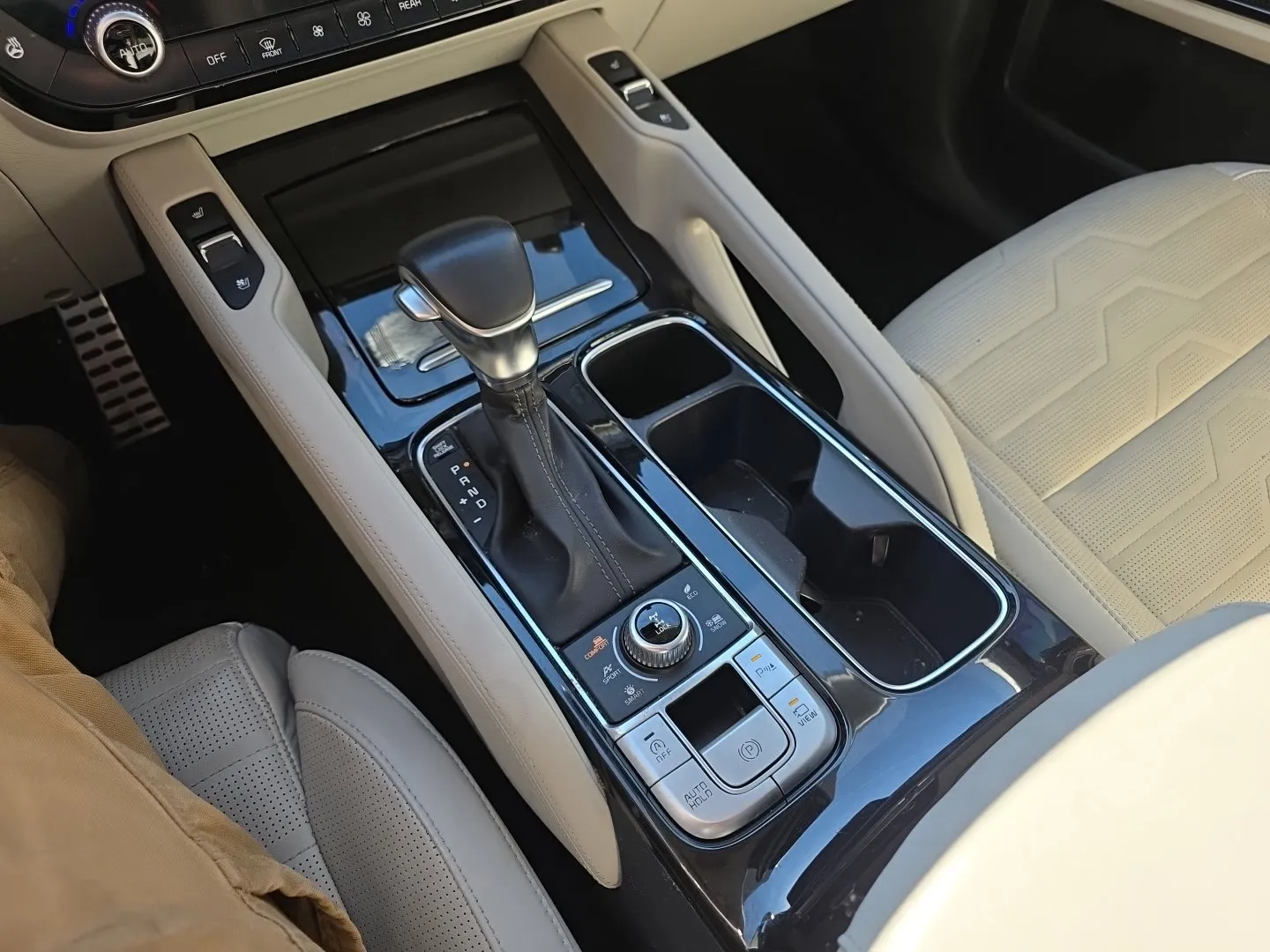 Kia Telluride photo 15