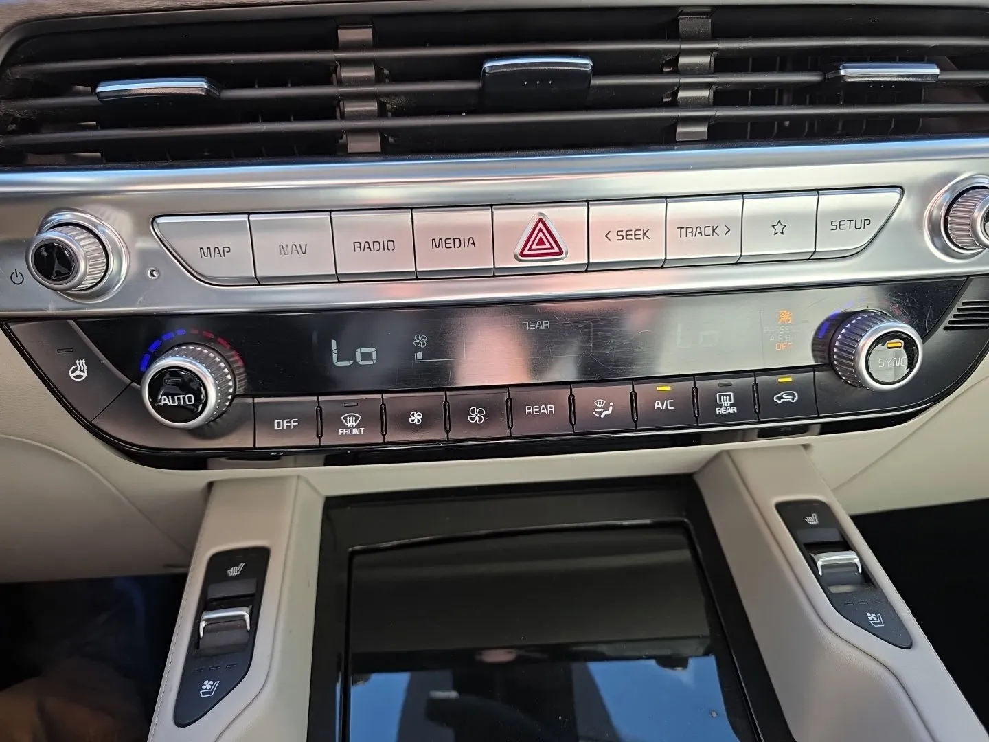 Kia Telluride photo 14