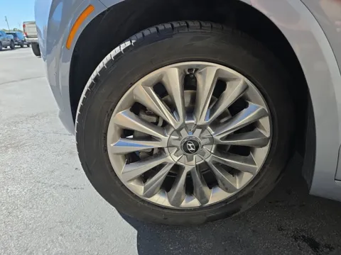 More photos of 2020 Hyundai Palisade Limited at NeXgen Motors, UT