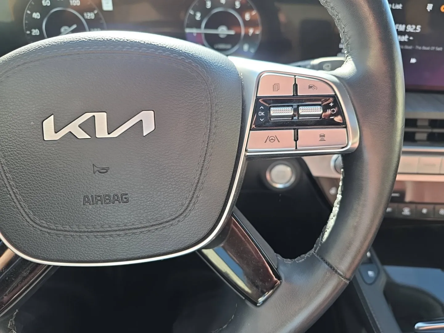 Kia Telluride photo 11
