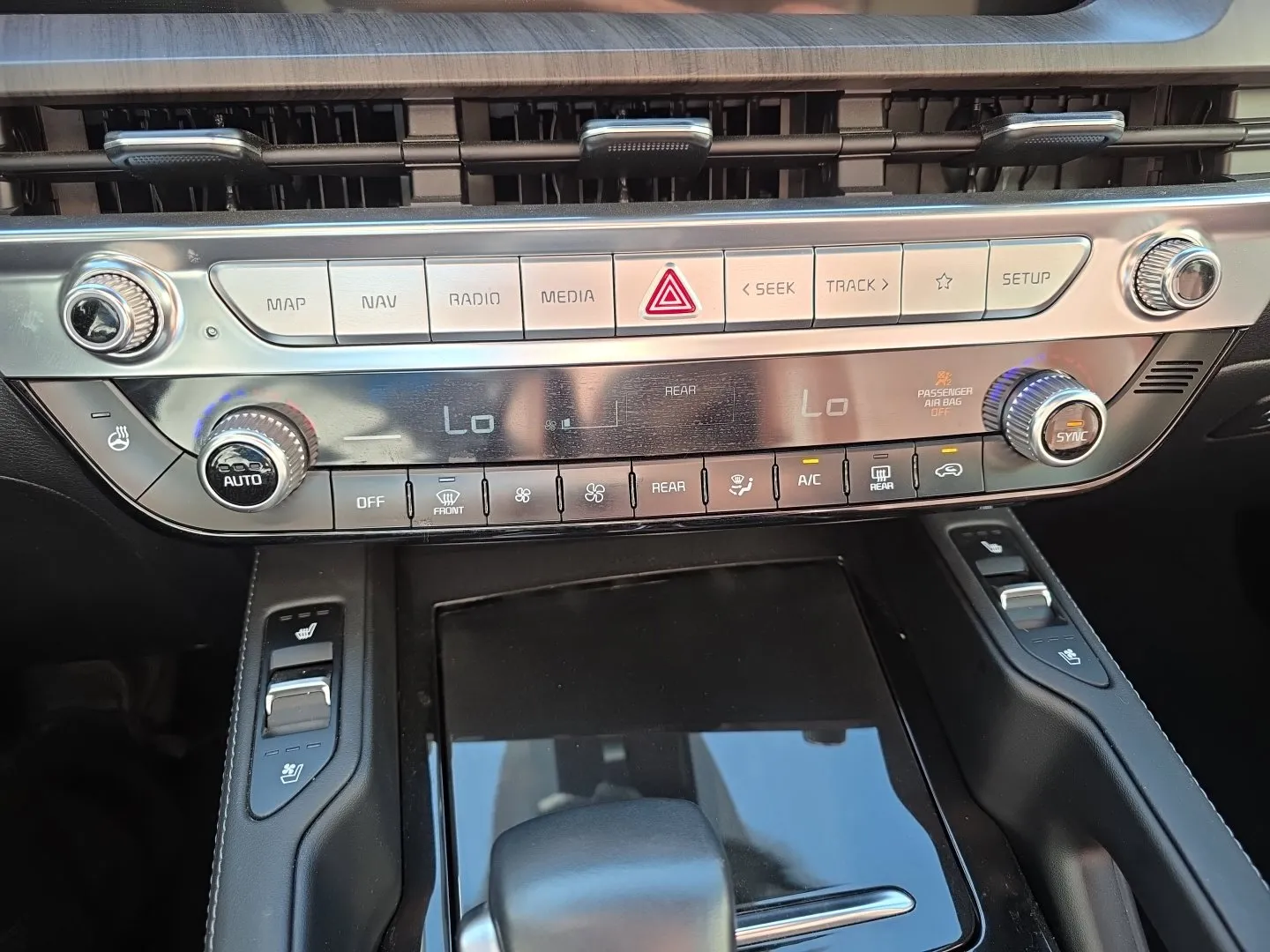 Kia Telluride photo 14