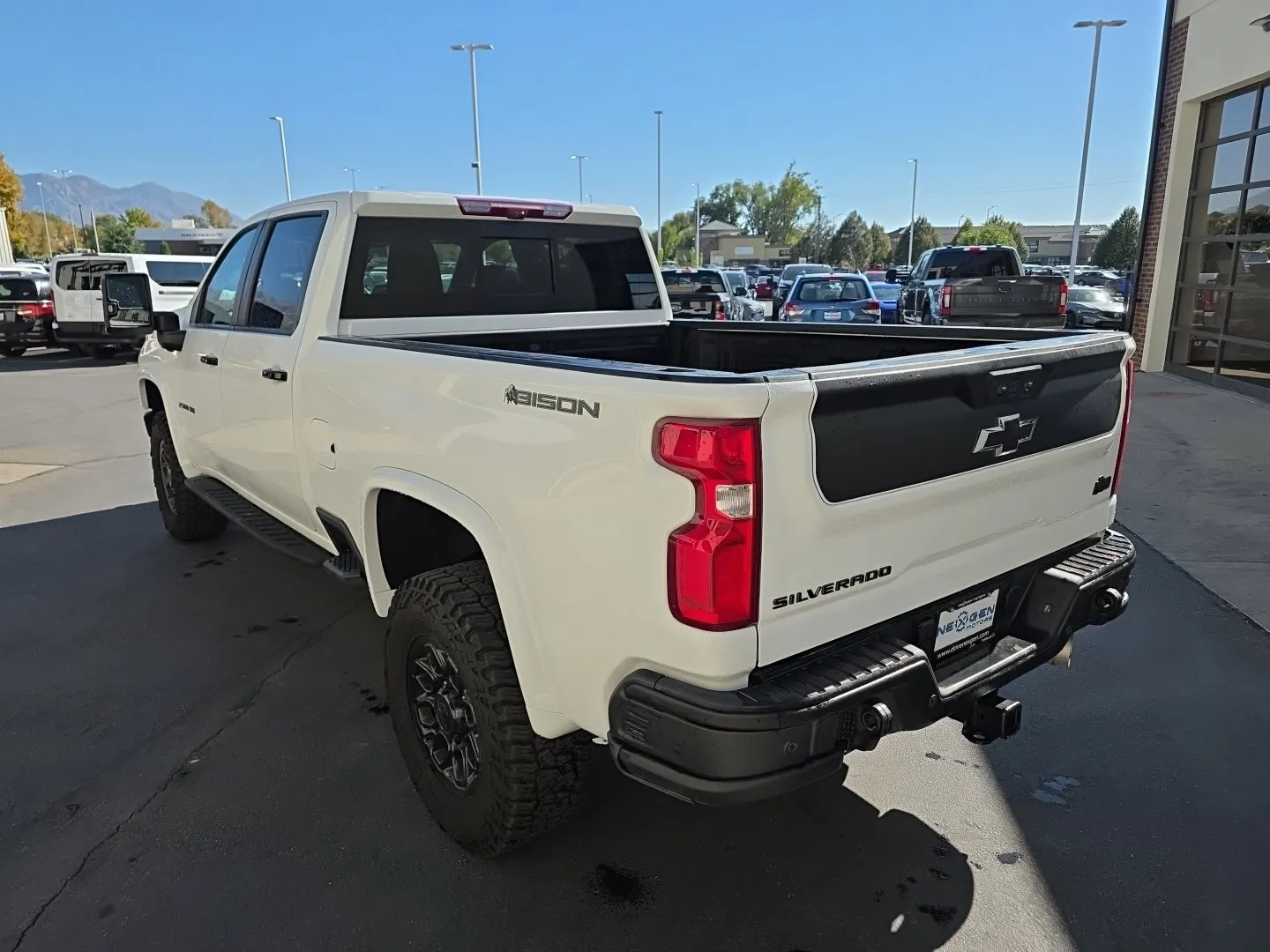 Chevrolet Silverado photo 31