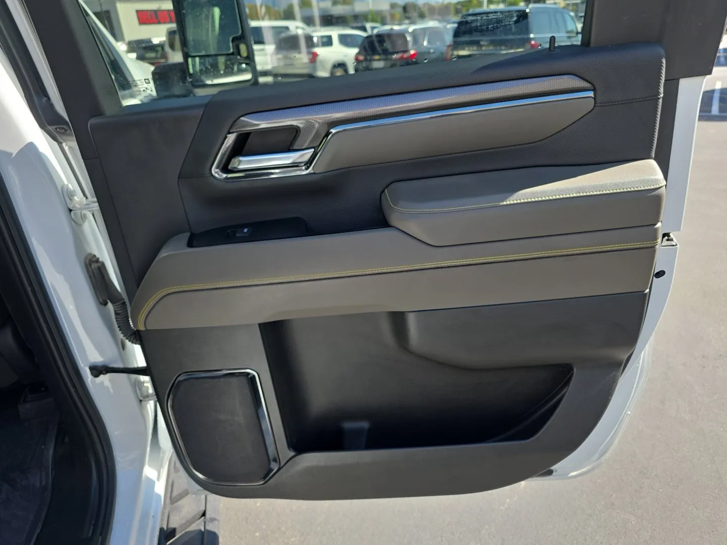 Chevrolet Silverado photo 39