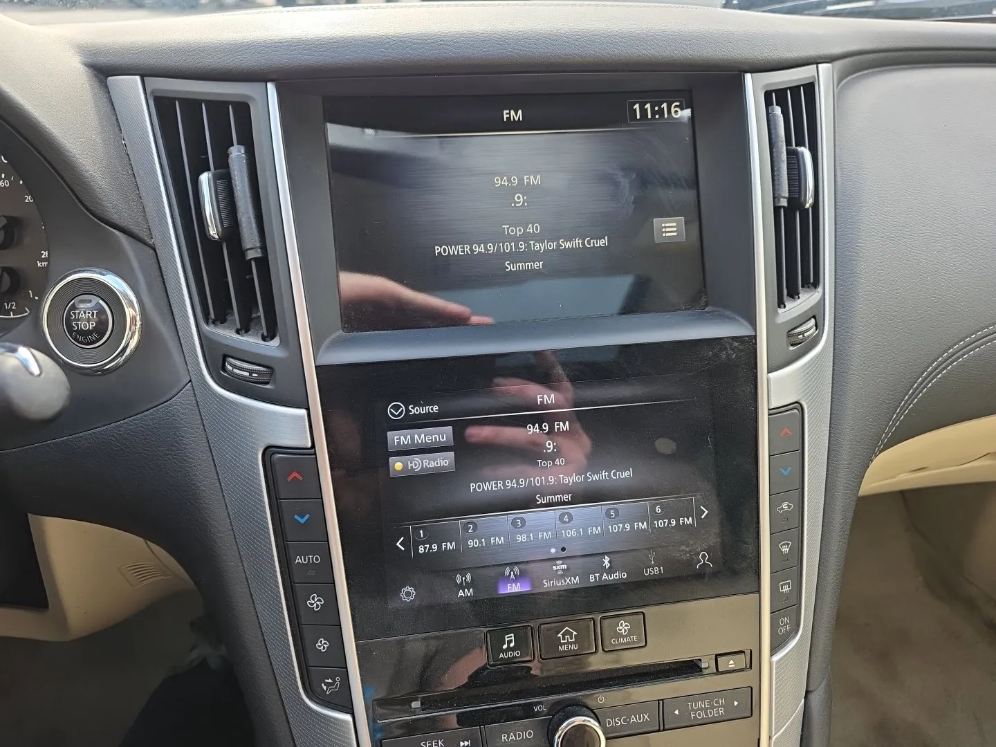 Infiniti Q50 photo 13