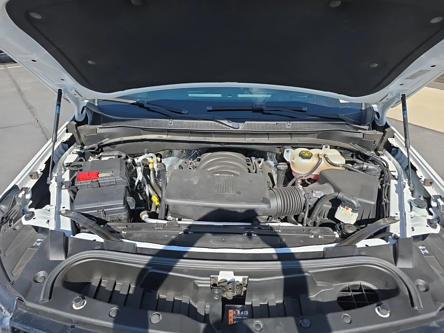 Chevrolet Suburban photo 24