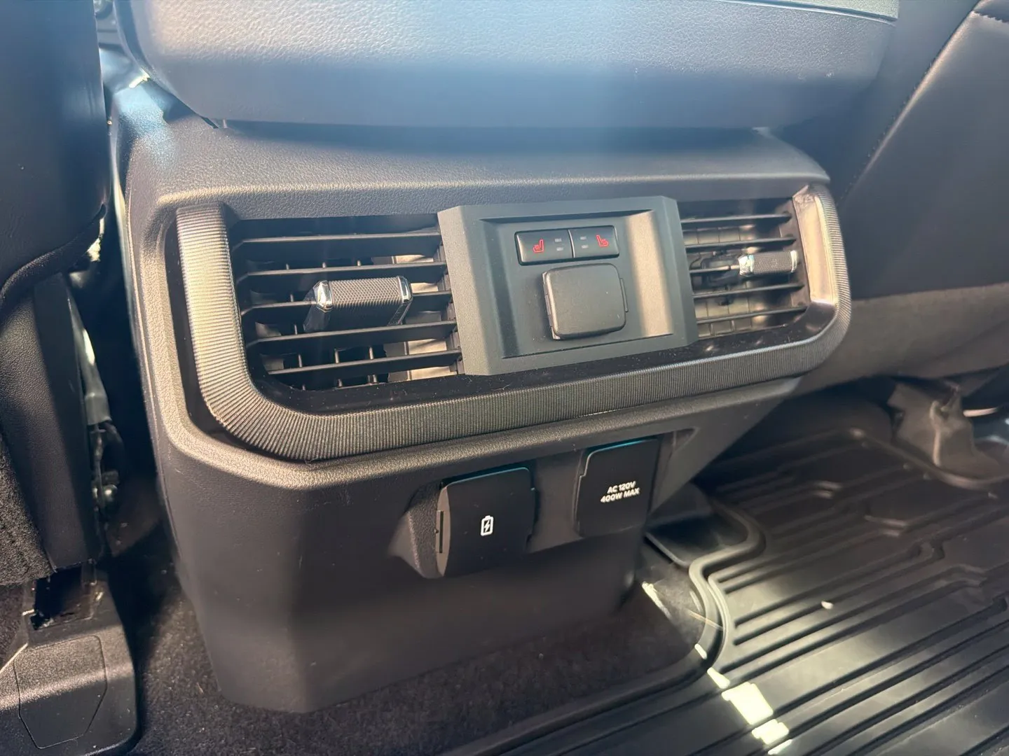 Ford F-150 photo 12