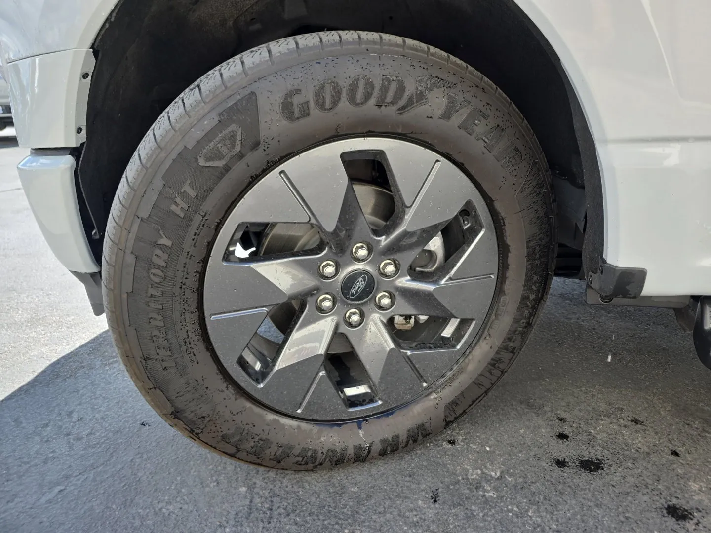Ford F-150 photo 4