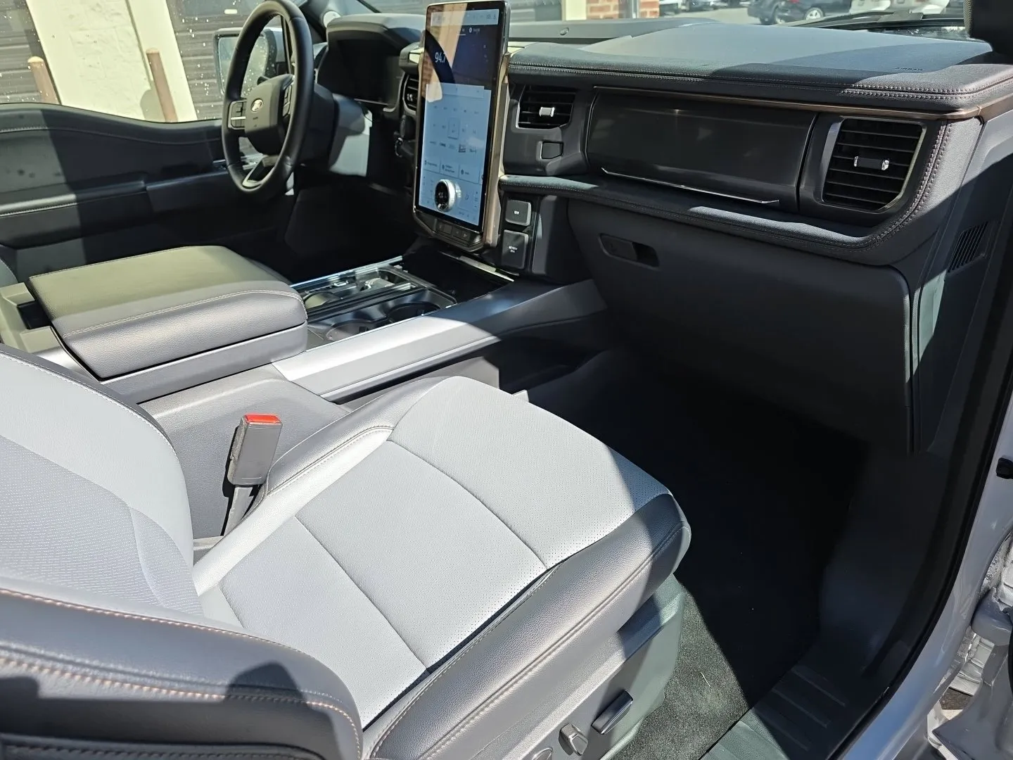 Ford F-150 photo 36