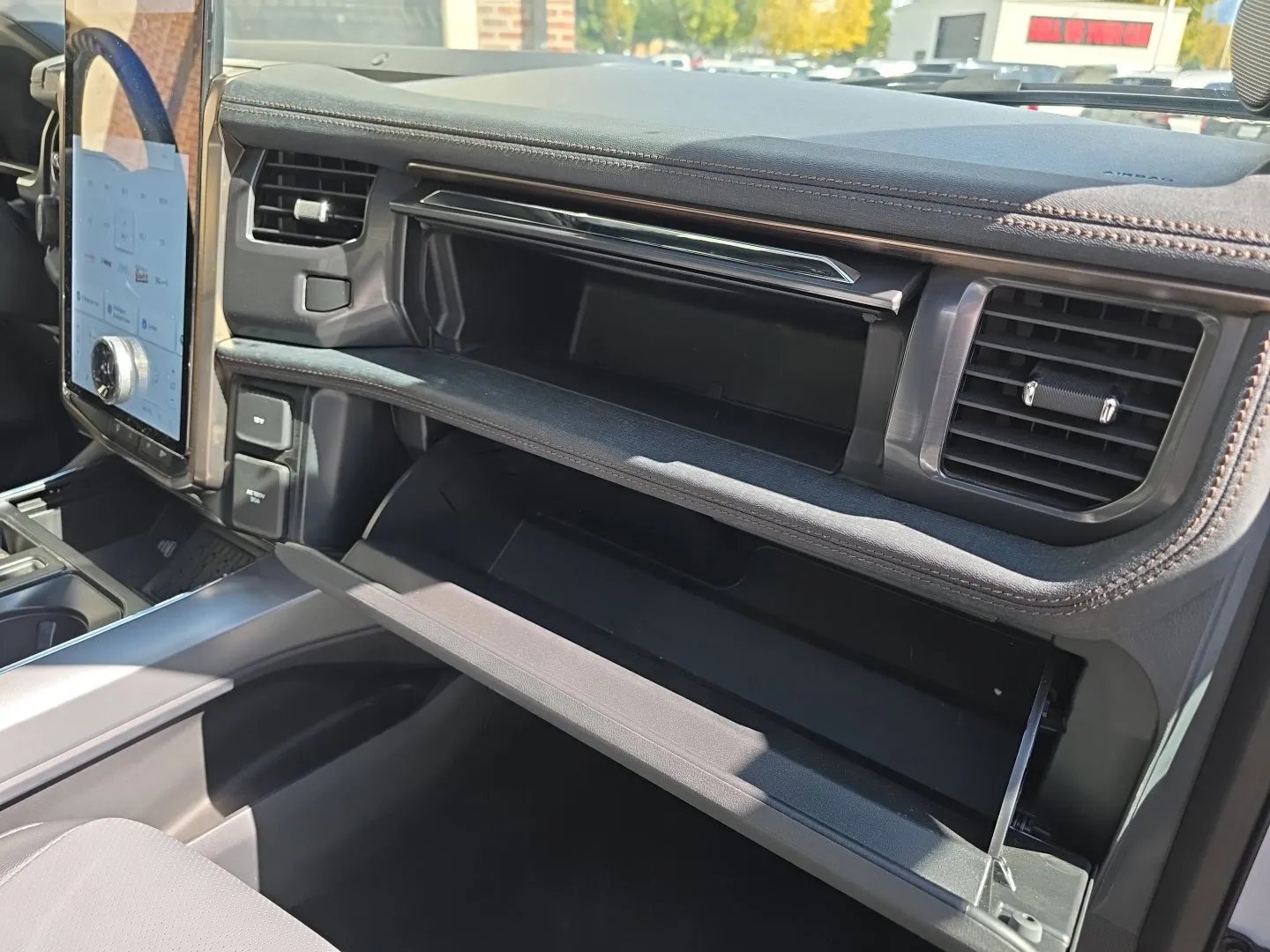 Ford F-150 photo 38