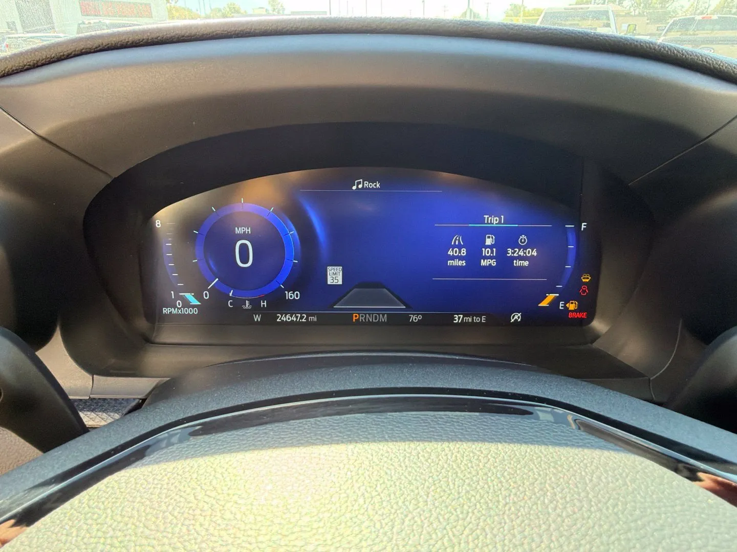 Ford Explorer photo 10