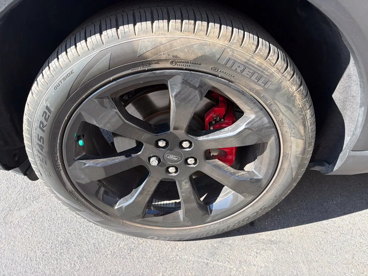 Ford Explorer photo 24