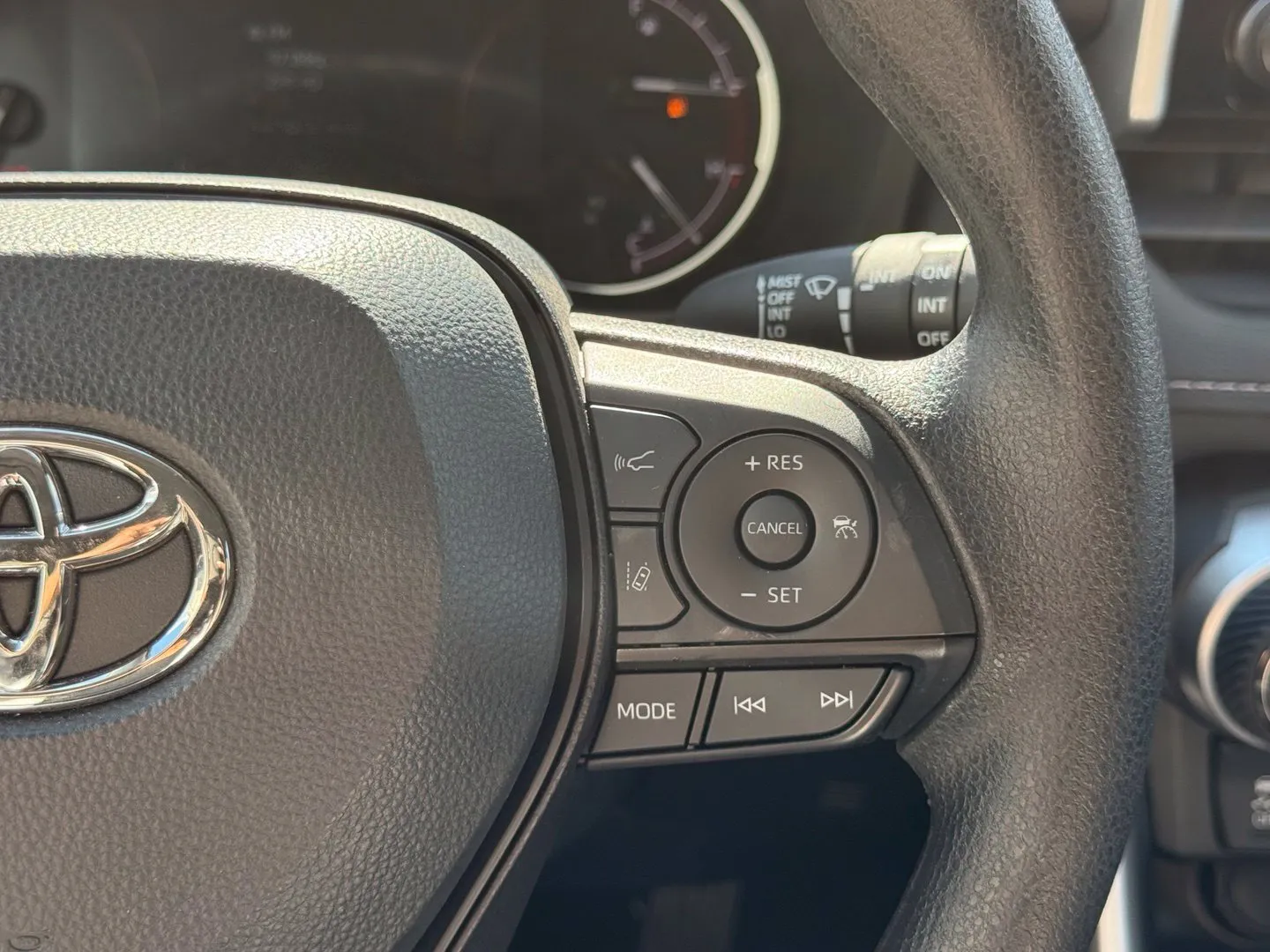 Toyota RAV4 photo 16
