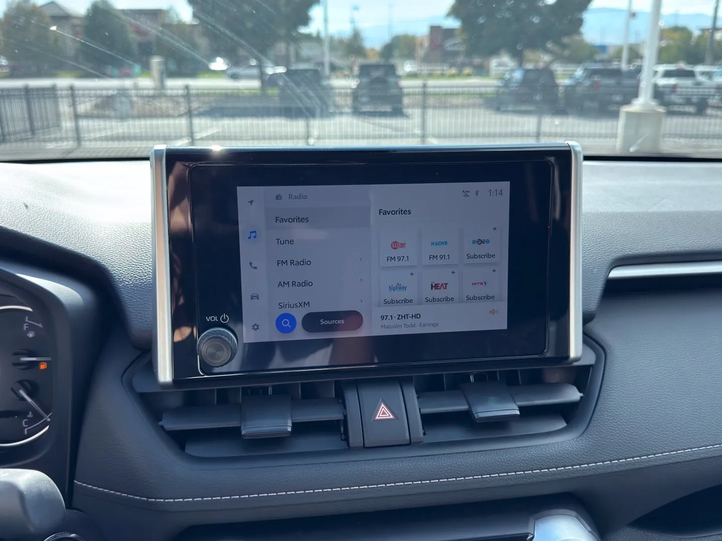 Toyota RAV4 photo 17