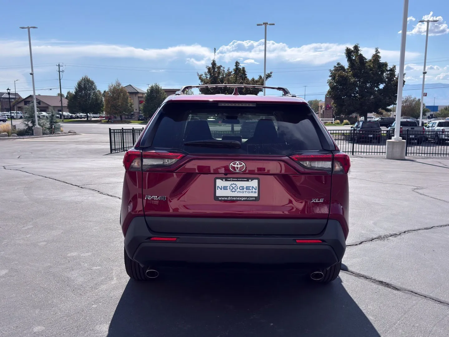 Toyota RAV4 photo 9